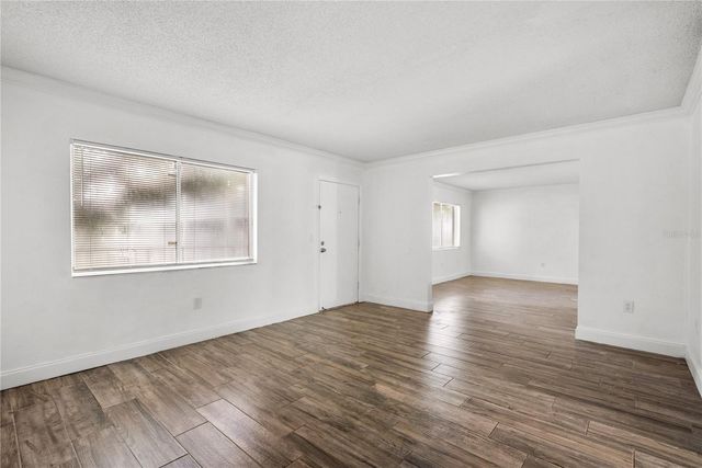 109 OYSTER BAY CIRCLE 220, Altamonte Springs, FL 32701