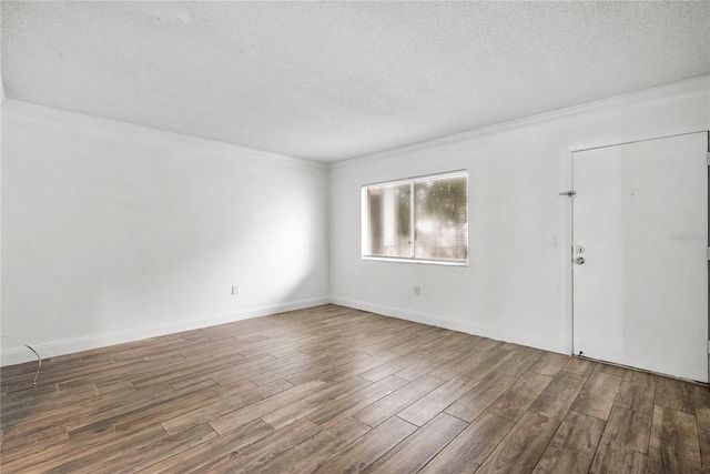 109 OYSTER BAY CIRCLE 220, Altamonte Springs, FL 32701