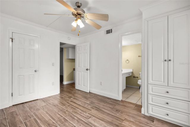 109 OYSTER BAY CIRCLE 220, Altamonte Springs, FL 32701
