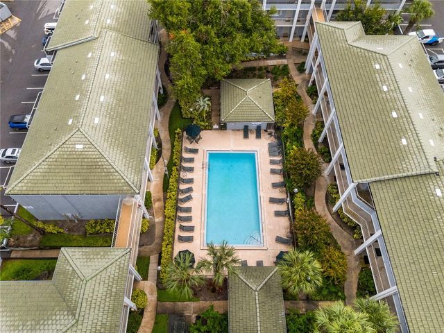 109 OYSTER BAY CIRCLE 220, Altamonte Springs, FL 32701