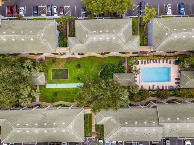 109 OYSTER BAY CIRCLE 220, Altamonte Springs, FL 32701