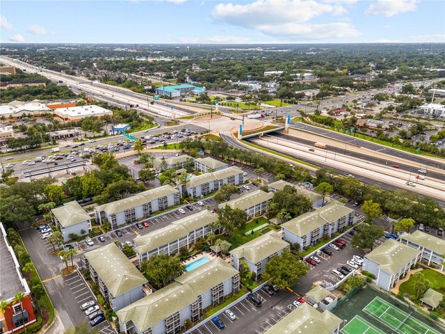 109 OYSTER BAY CIRCLE 220, Altamonte Springs, FL 32701
