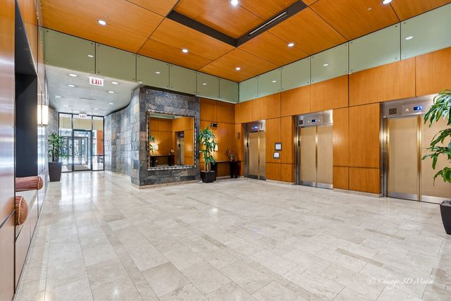 208 W WASHINGTON Street 1007, Chicago, IL 60606