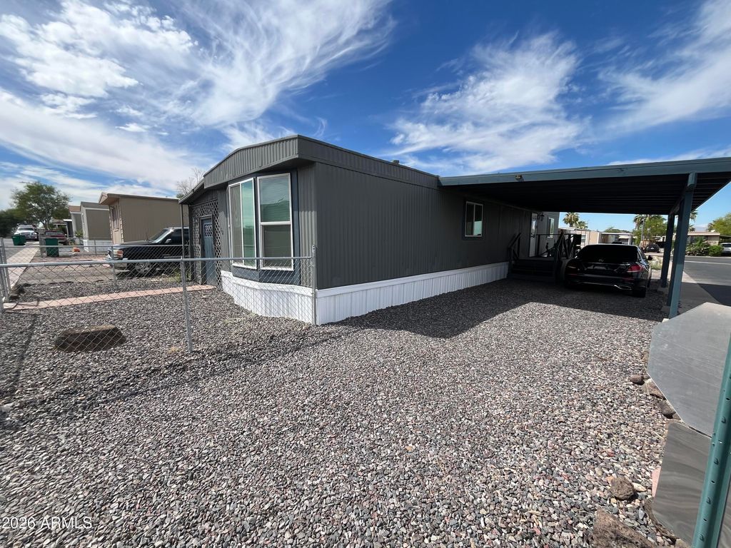 12727 W GLENDALE Avenue 82, Glendale, AZ 85307 — photo 2