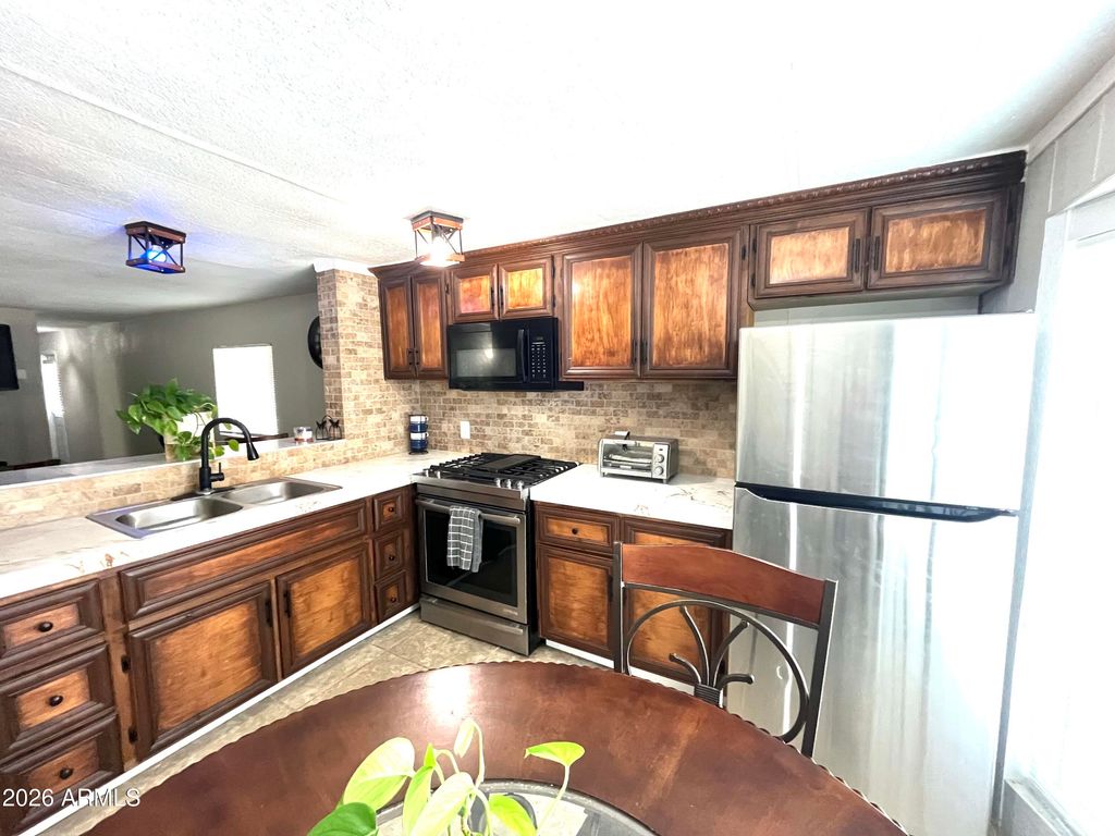 12727 W GLENDALE Avenue 82, Glendale, AZ 85307 — photo 5