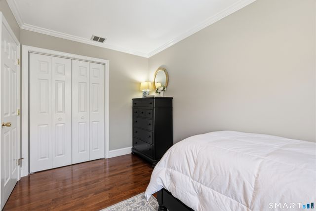 11 Wychwood Lane, Oxford, CT 06478