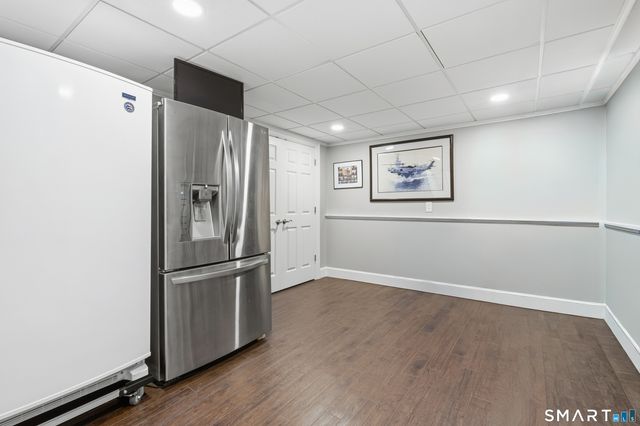 11 Wychwood Lane, Oxford, CT 06478