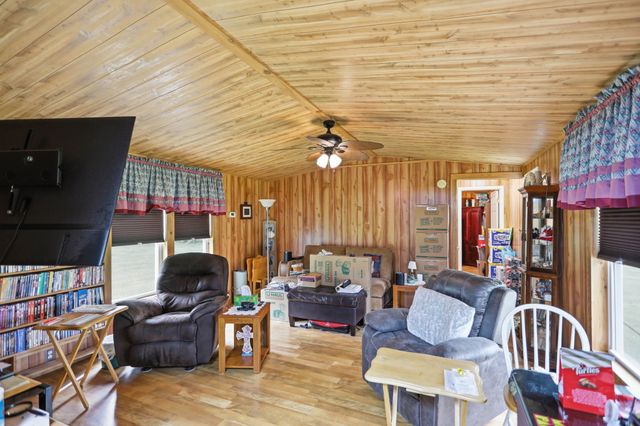 7512 Greenwood Rd, Cross Plains, TN 37049