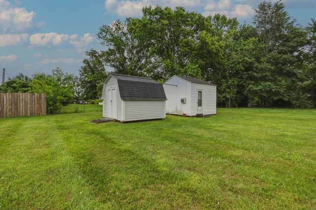 7512 Greenwood Rd, Cross Plains, TN 37049