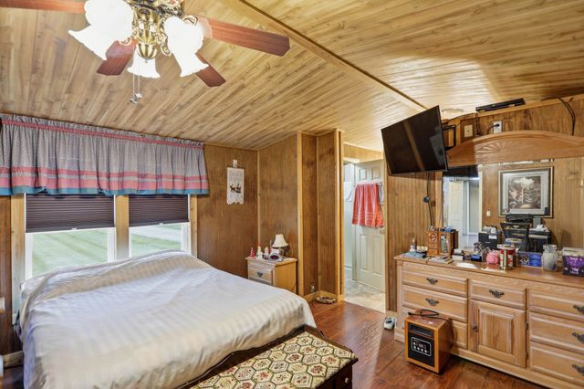 7512 Greenwood Rd, Cross Plains, TN 37049