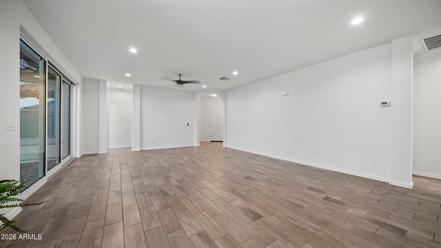 2950 N 71ST Place, Mesa, AZ 85207
