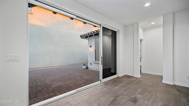 2950 N 71ST Place, Mesa, AZ 85207