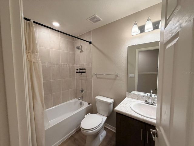 2738 IDYLL LAKES CIRCLE, Plant City, FL 33566