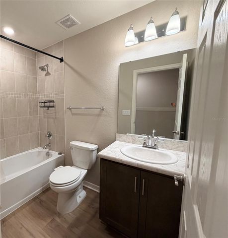 2738 IDYLL LAKES CIRCLE, Plant City, FL 33566