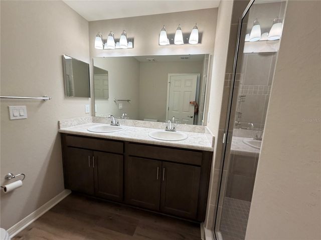 2738 IDYLL LAKES CIRCLE, Plant City, FL 33566