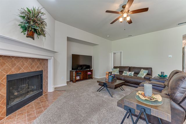 6411 Highland Crest Lane, Sachse, TX 75048