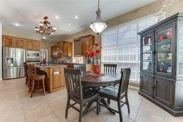 6411 Highland Crest Lane, Sachse, TX 75048