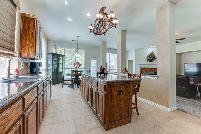 6411 Highland Crest Lane, Sachse, TX 75048
