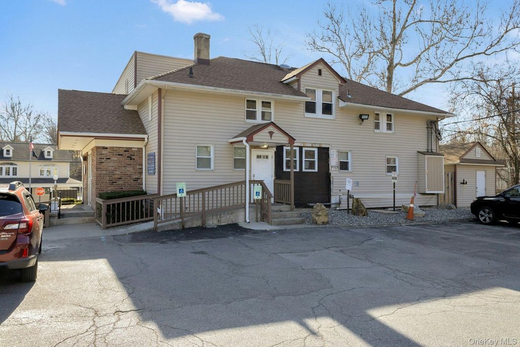 11 Peekskill Hollow Road, Putnam Valley, NY 10579 — photo 3