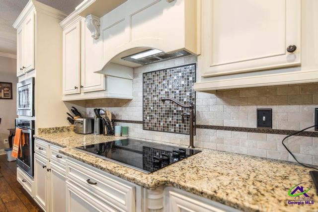 107 S Carmenville Drive, Bonaire, GA 31005