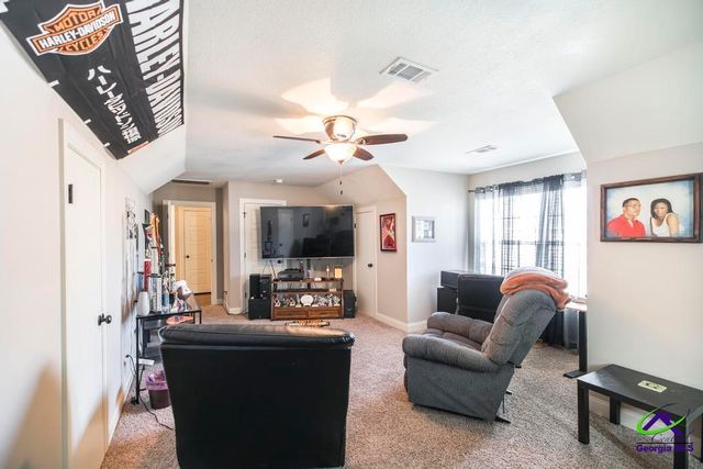 107 S Carmenville Drive, Bonaire, GA 31005