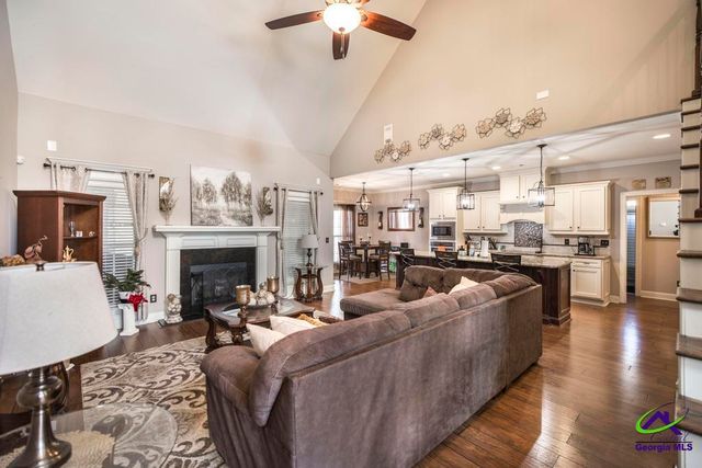 107 S Carmenville Drive, Bonaire, GA 31005