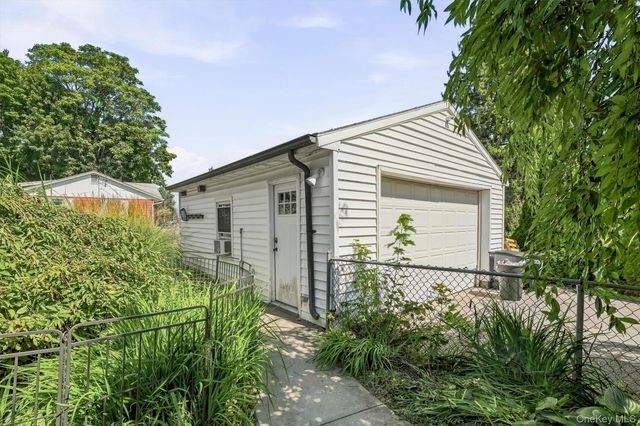 66 Silver Spring Road, New Windsor, NY 12553