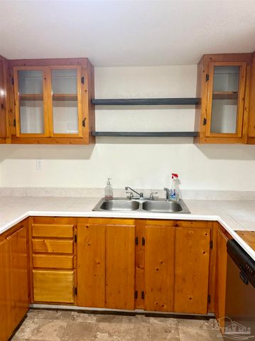 6321 Oxford Dr, Milton, FL 32583