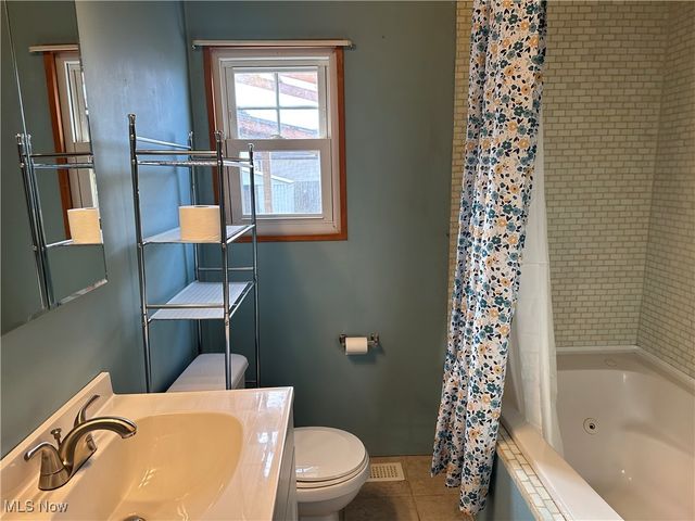 1806 Foley Avenue, Parkersburg, WV 26104