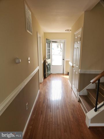 5422 LONG BOAT CT, Fairfax, VA 22032