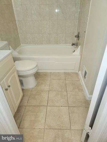 5422 LONG BOAT CT, Fairfax, VA 22032