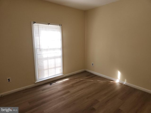 5422 LONG BOAT CT, Fairfax, VA 22032