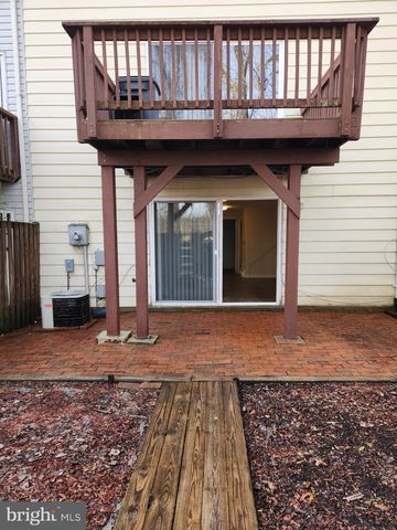 5422 LONG BOAT CT, Fairfax, VA 22032