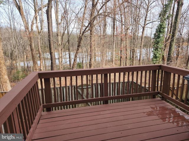 5422 LONG BOAT CT, Fairfax, VA 22032