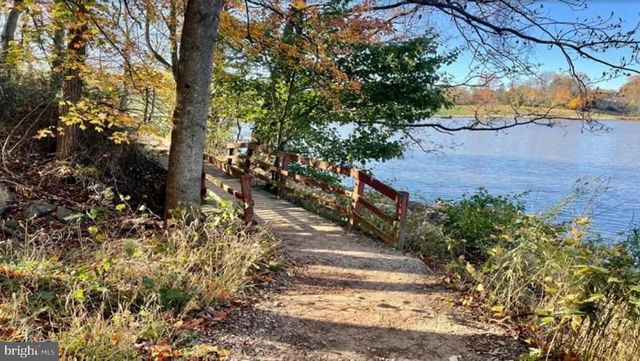 5422 LONG BOAT CT, Fairfax, VA 22032