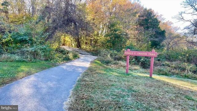 5422 LONG BOAT CT, Fairfax, VA 22032