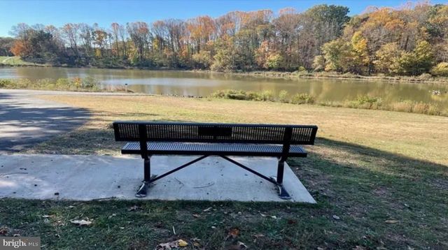 5422 LONG BOAT CT, Fairfax, VA 22032