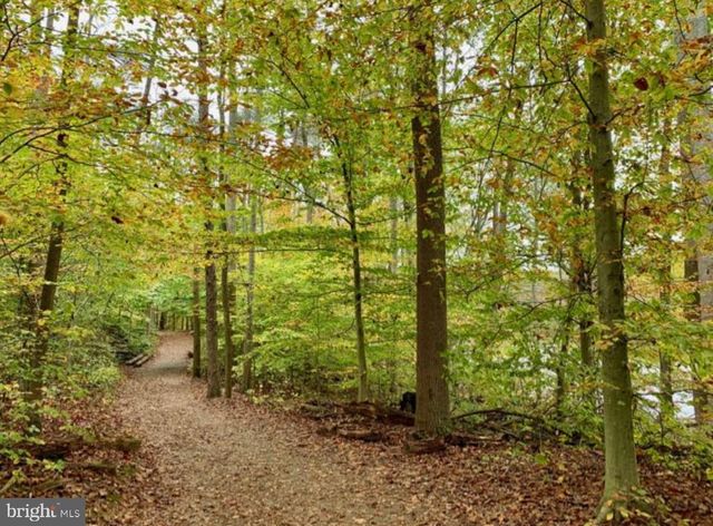 5422 LONG BOAT CT, Fairfax, VA 22032