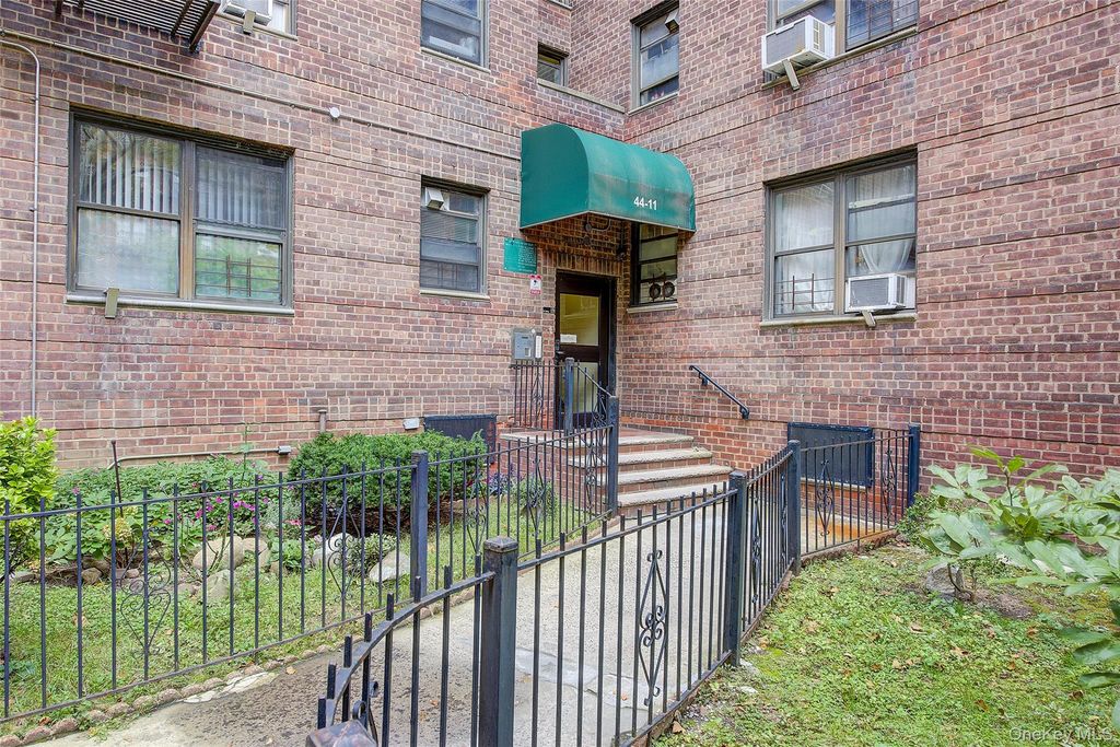 44-11 Macnish Street 4A, Elmhurst, NY 11373 — exterior