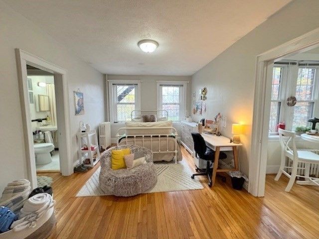 249 Chestnut Hill Ave 35, Boston, MA 02135