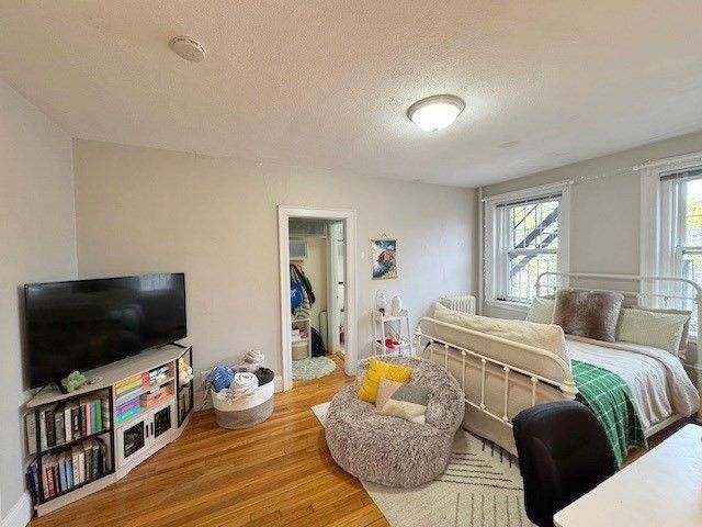 249 Chestnut Hill Ave 35, Boston, MA 02135