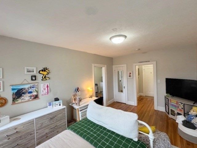 249 Chestnut Hill Ave 35, Boston, MA 02135