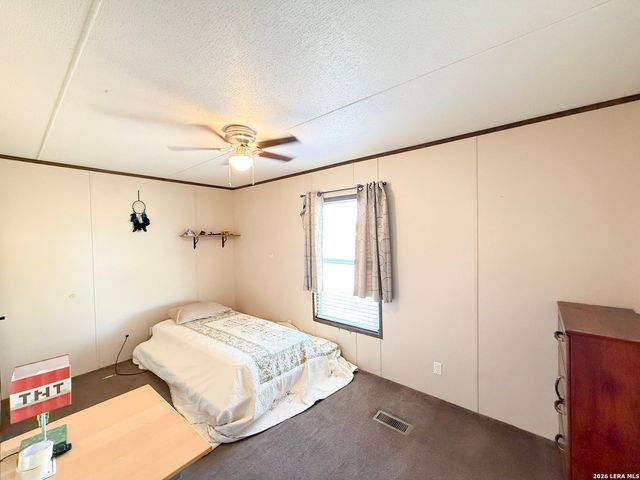 228 County Road 7711, Devine, TX 78016