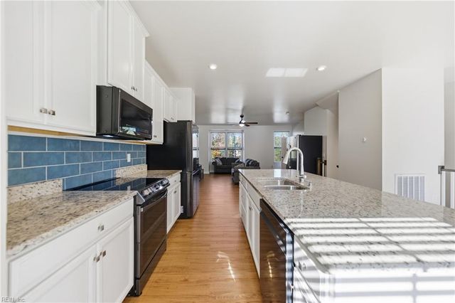 1809 Barkadeer CV, Chesapeake, VA 23323