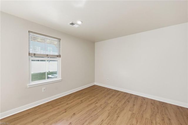 1809 Barkadeer CV, Chesapeake, VA 23323