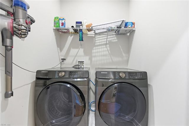 1809 Barkadeer CV, Chesapeake, VA 23323