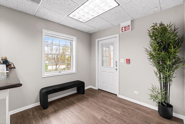 1025 W Wise Road 200, Schaumburg, IL 60193