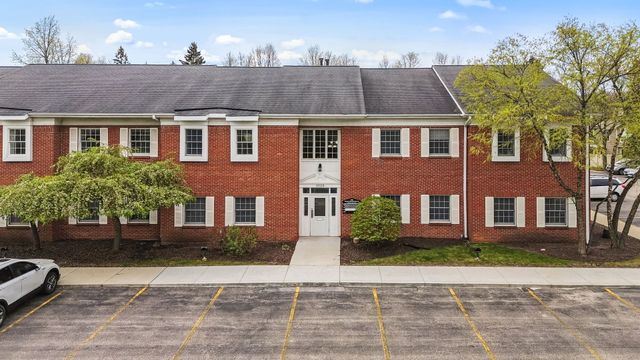 1025 W Wise Road 200, Schaumburg, IL 60193