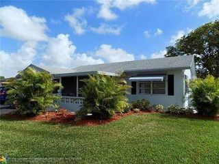 8900 NW 70th Place, Tamarac, FL 33321