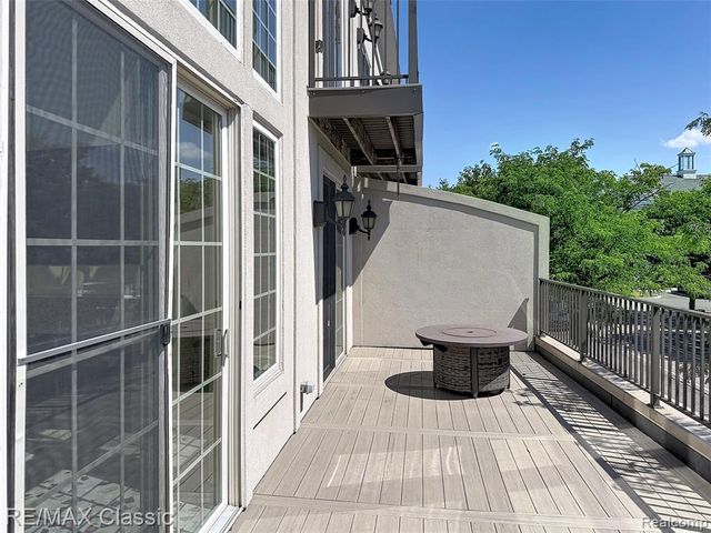 588 S Main Street, Plymouth, MI 48170